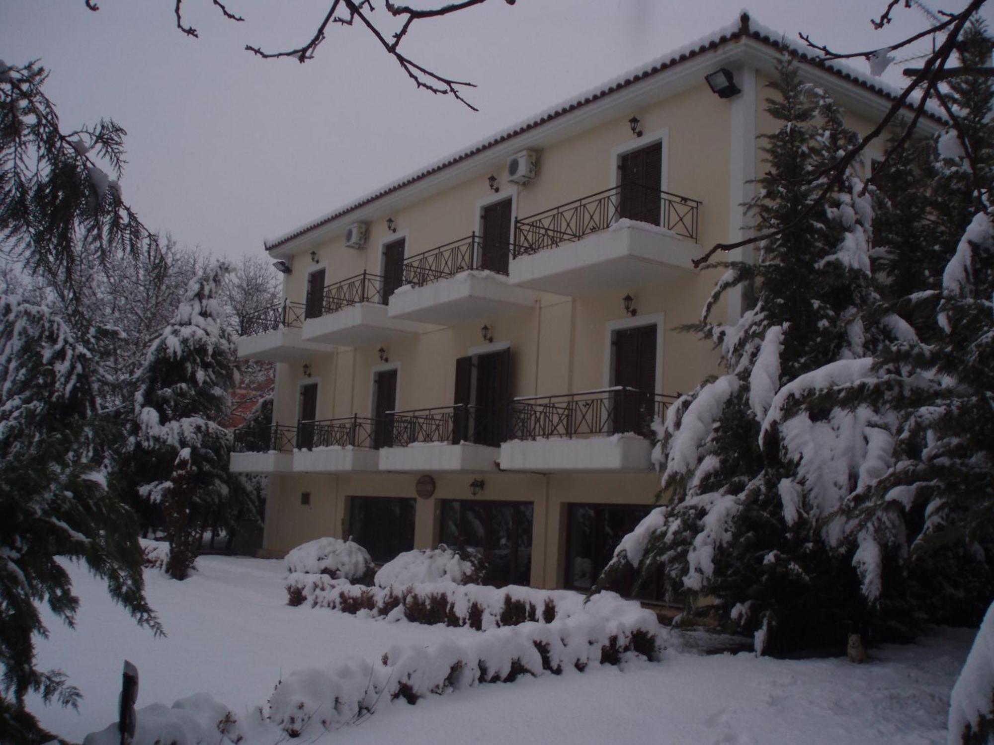 Aroanios Hotel 클리토리아 외부 사진